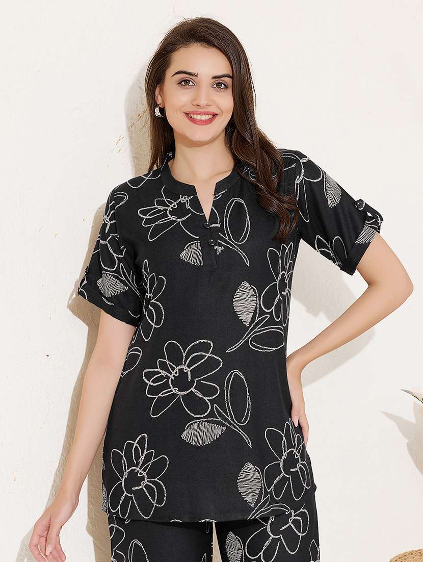 women printed top and trouser co-ord set - 22033408 -  Standard Image - 3