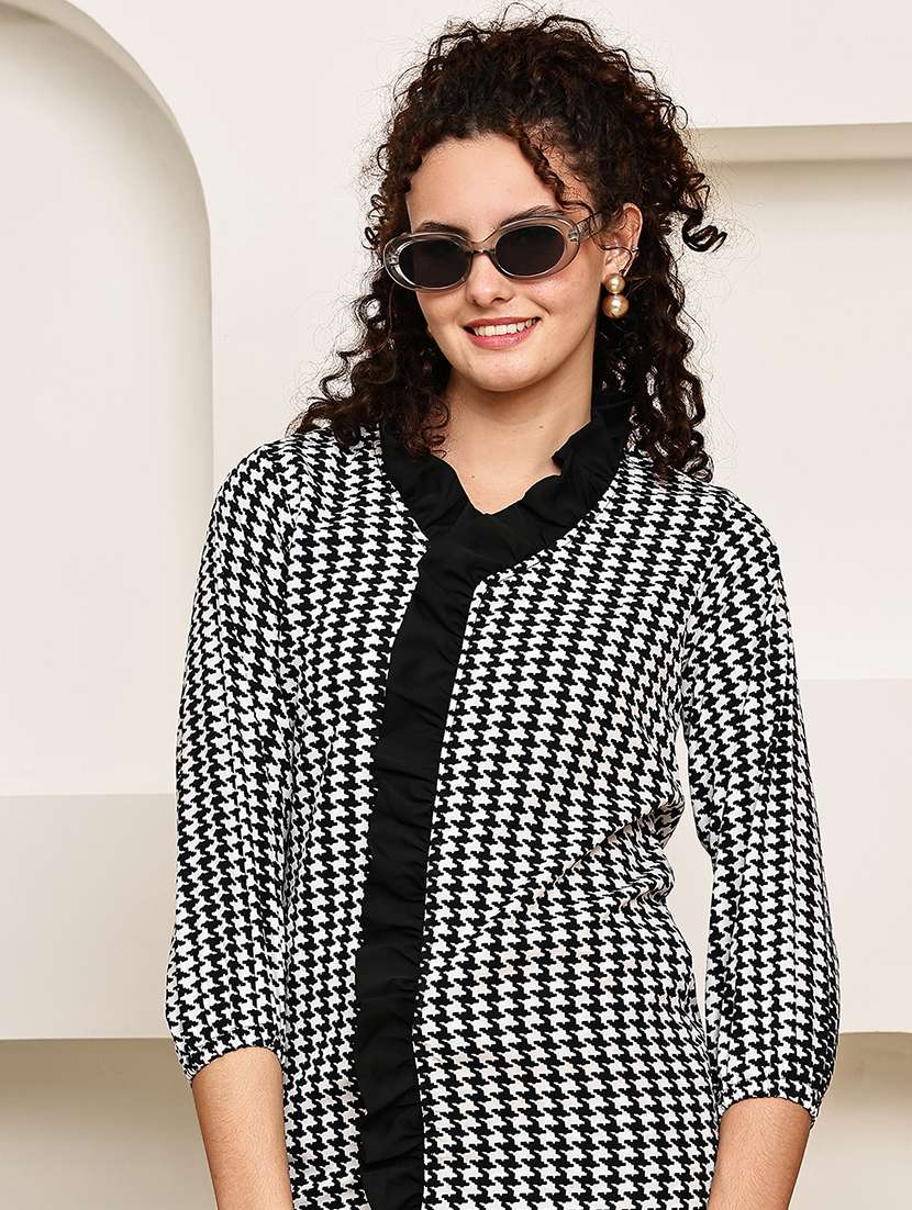 women printed top and trouser co-ord set - 22033423 -  Standard Image - 5