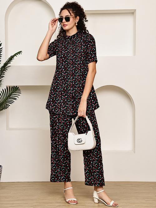 women printed top and trouser co-ord set - 22033424 -  Standard Image - 0