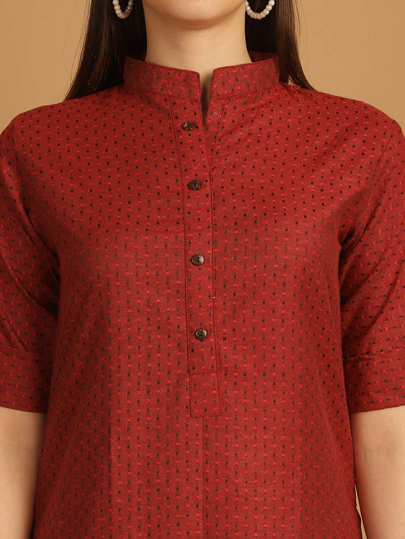 women self design roll up sleeve straight kurta - 22033472 - Standard Image - 5