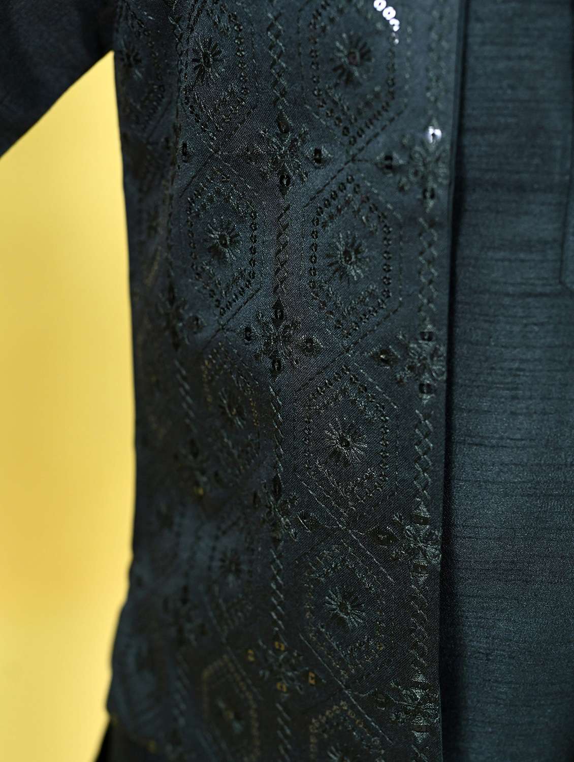 boys solid kurta and pyjama with embroidered nehru jacket  - 22033577 -  Standard Image - 5