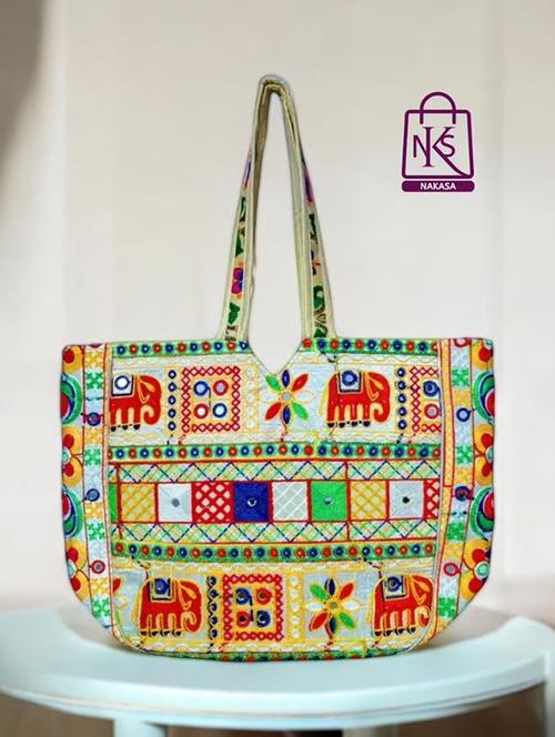 women floral embroidered tote bag - 22033627 - Standard Image - 0
