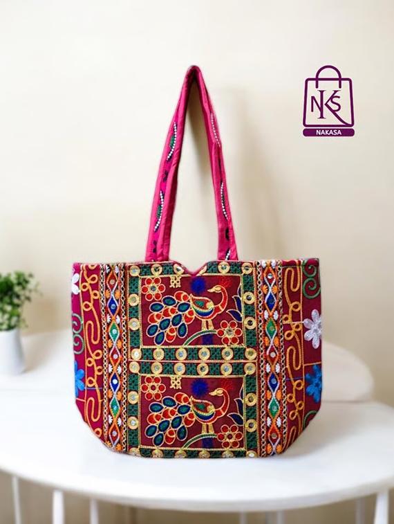 women embroidered tote bag - 22033635 - Zoom Image - 0