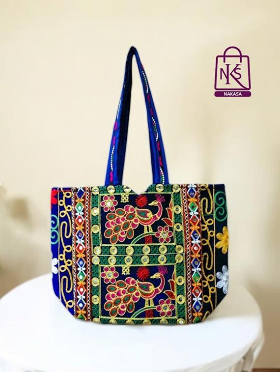 women embroidered tote bag - 22033638 -  Zoom Image - 0