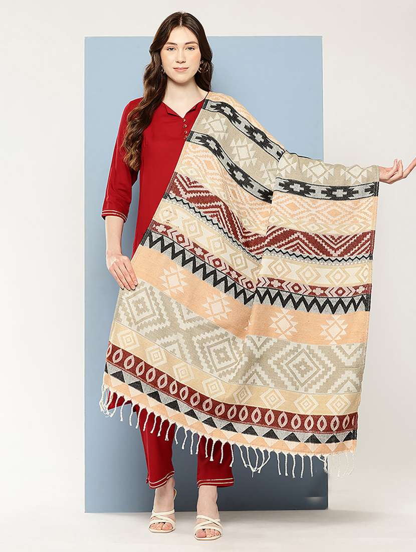 women self design reversible shawl - 22033700 -  Zoom Image - 0