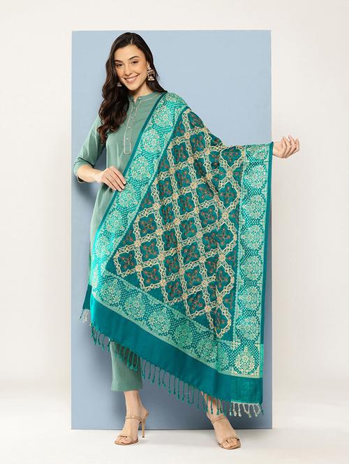 women self design reversible shawl - 22033725 -  Standard Image - 0