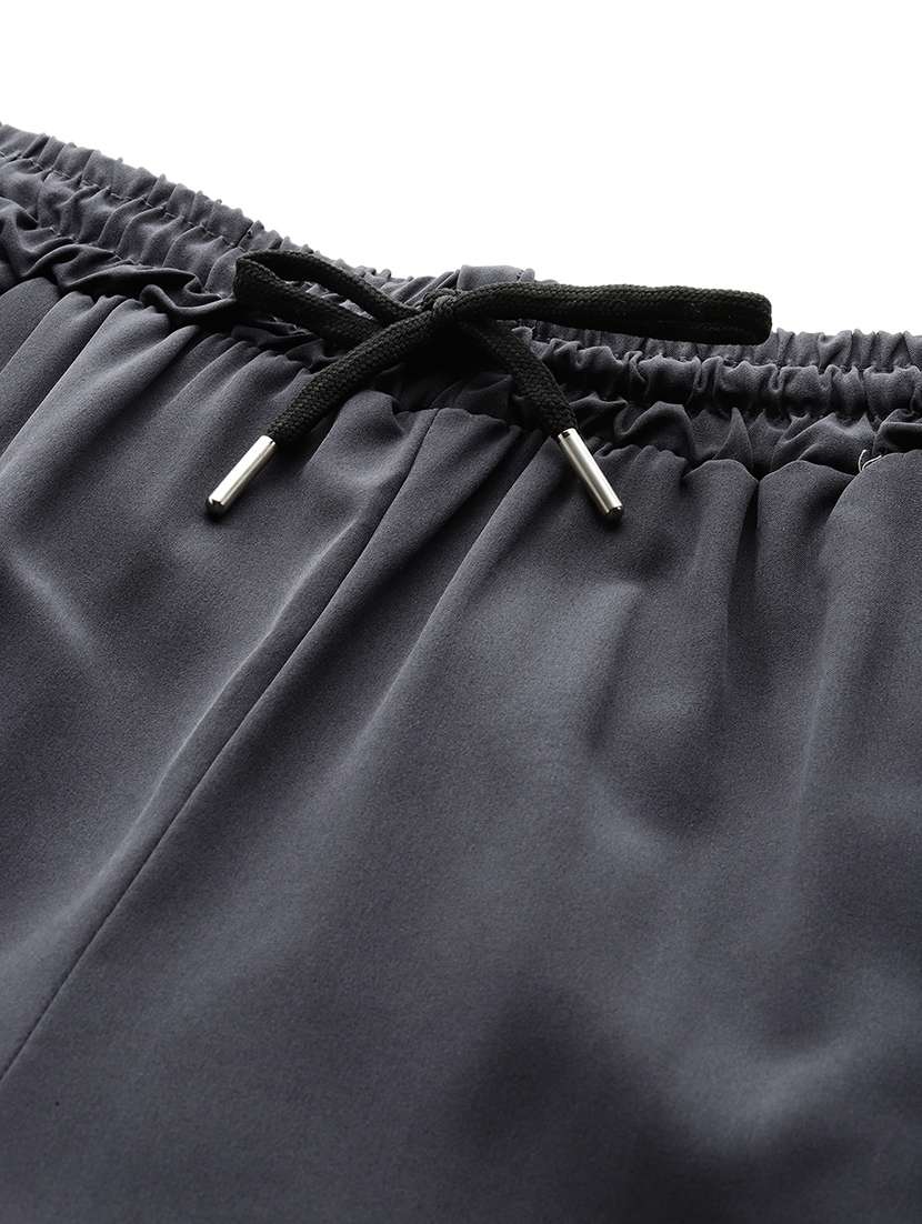 women solid mid rise relaxed fit cargo - 22033750 -  Standard Image - 5