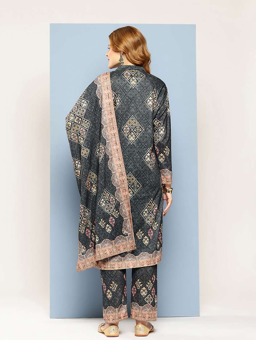 women self design long sleeve kurta pant with dupatta set - 22033760 -  Standard Image - 3