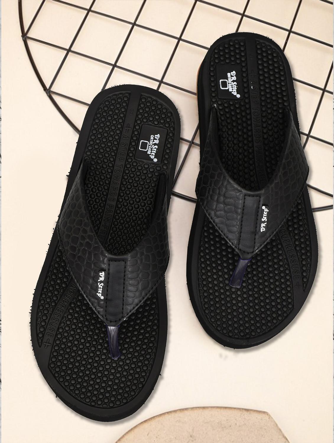 men black solid slip on slipper