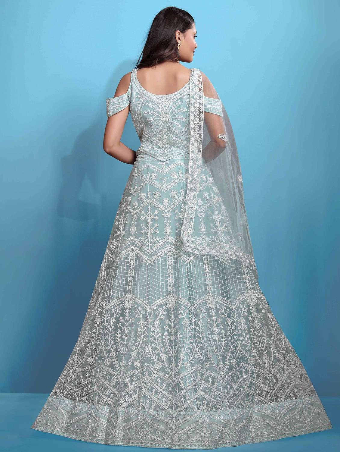 women embroidered fared lehenga and choli set - 22033999 - Standard Image - 3