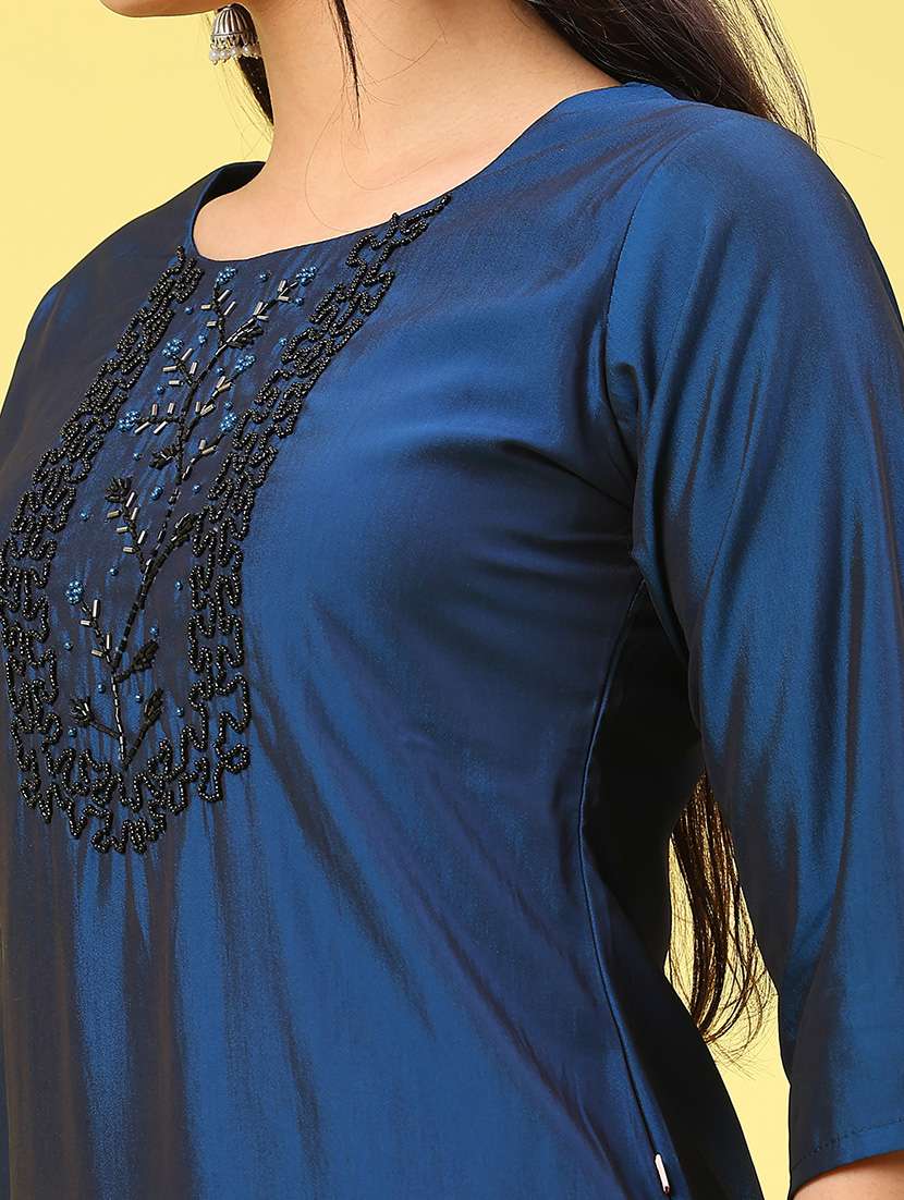 women solid with work three quarter sleeve straight kurta - 22035098 -  Standard Image - 5