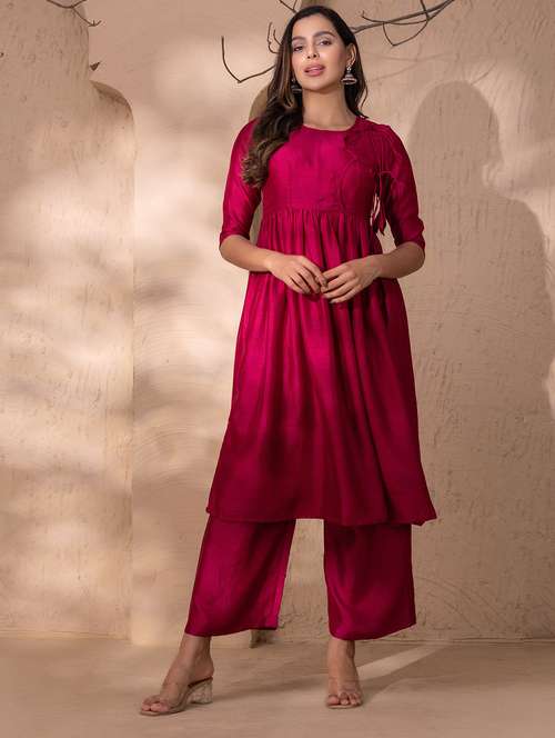 women solid elbow sleeve kurta and palazzo set - 22035110 -  Standard Image - 0