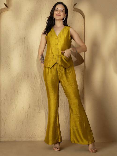 women solid sleeveless ethnic co-ord set - 22035122 - Standard Image - 0