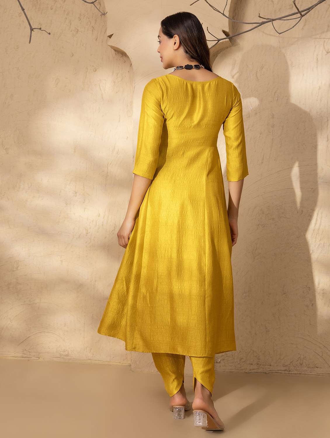 mustard women solid dhoti and high-low kurta set kurta set - 22035131 -  Standard Image - 3