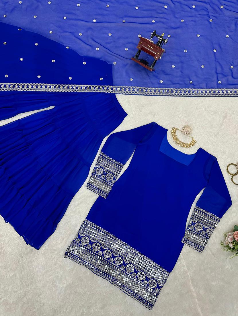 women embellished kurta sharara with dupatta set - 22035140 -  Zoom Image - 0