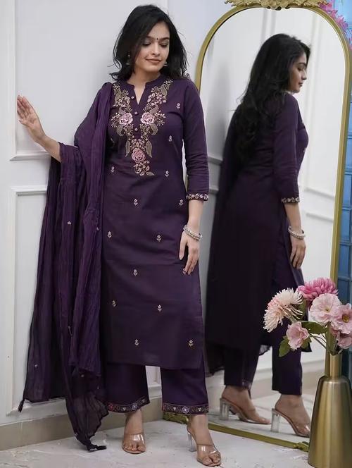 women embroidered kurta pant with dupatta set - 22035141 -  Standard Image - 0