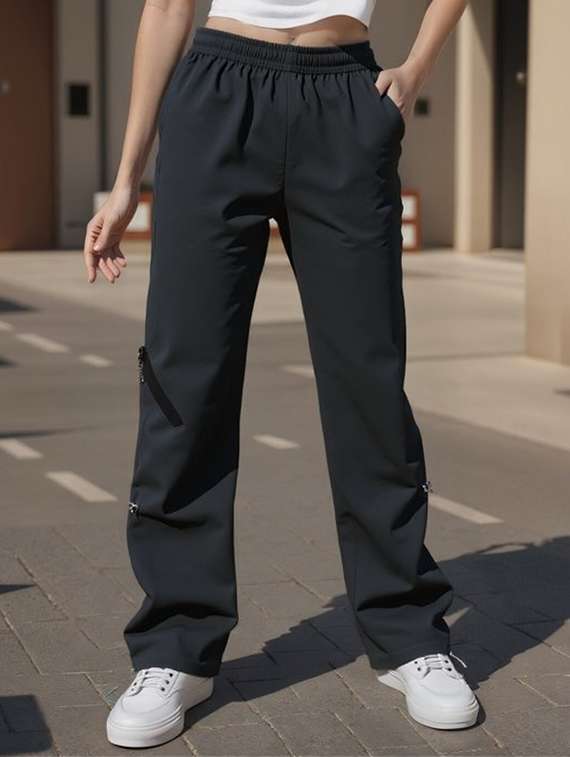 women solid mid rise parachute pant 