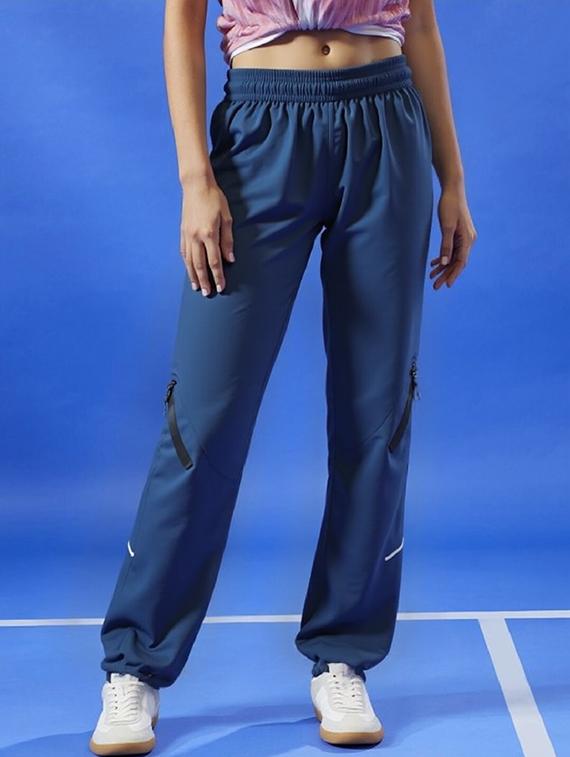 women solid mid rise parachute pants - 22035177 -  Zoom Image - 0