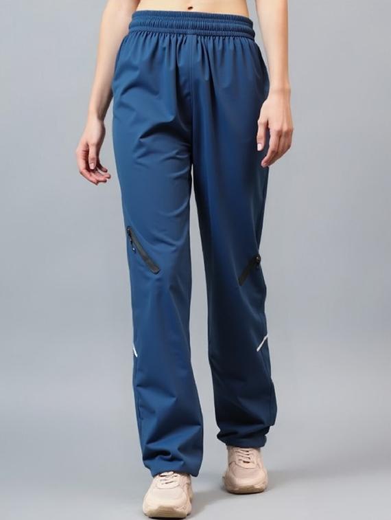 women solid mid rise parachute pants