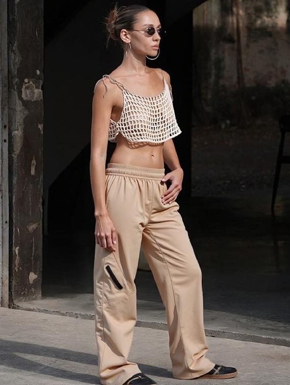 women solid mid rise parachute pants - 22035199 - Standard Image - 3
