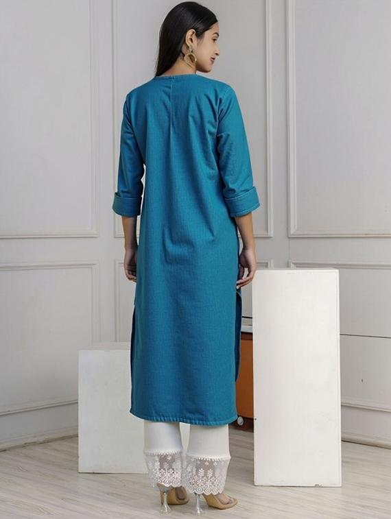 women solid mandarin neck straight kurta - 22035224 - Standard Image - 3