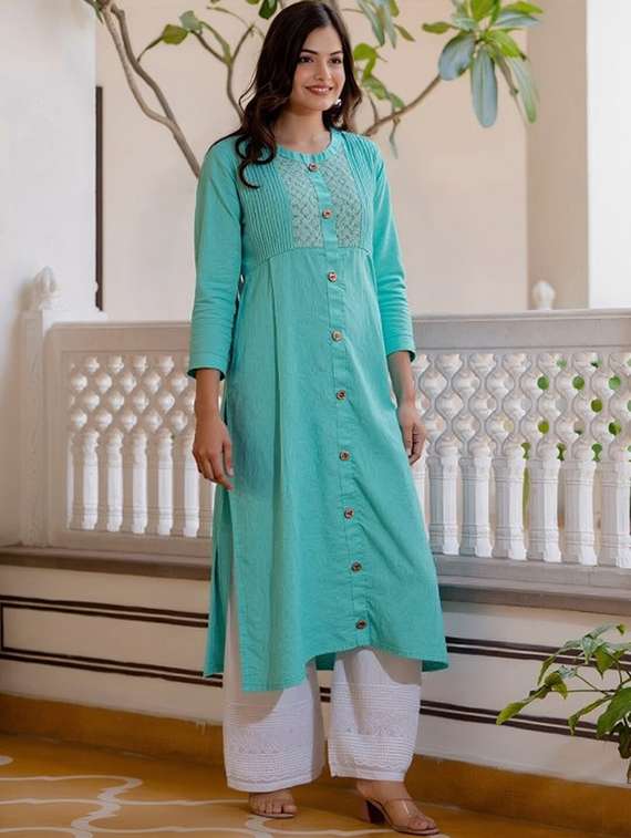 women solid three quarter sleeve straight kurta