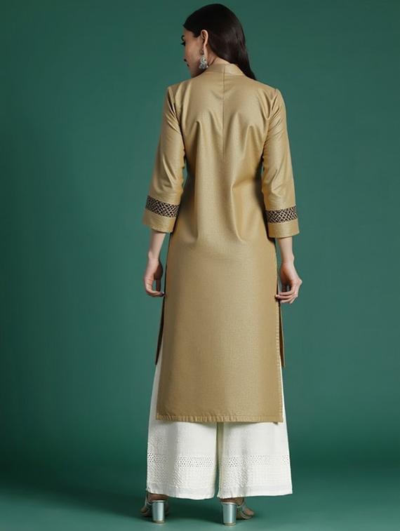 women solid three quarter sleeve straight kurta - 22035271 - Standard Image - 3