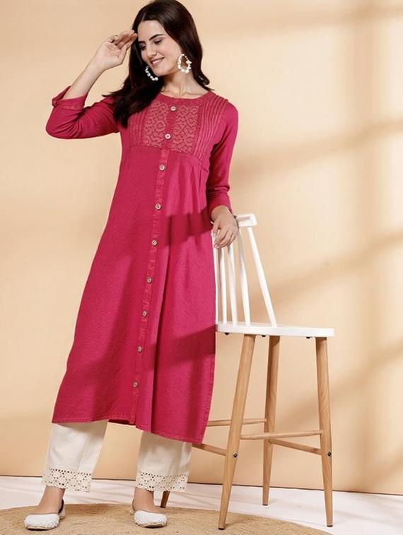 women solid three quarter sleeve straight kurta - 22035280 - Zoom Image - 0