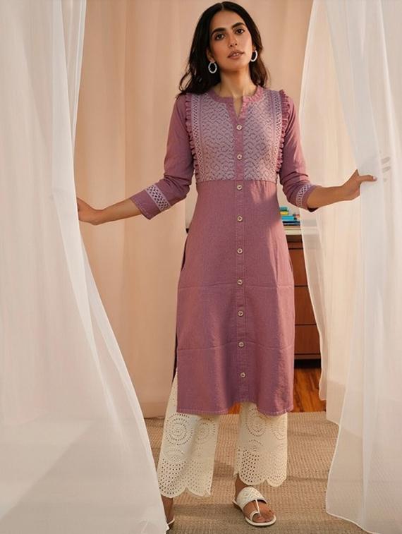 women solid three quarter sleeve straight kurta - 22035286 - Zoom Image - 0