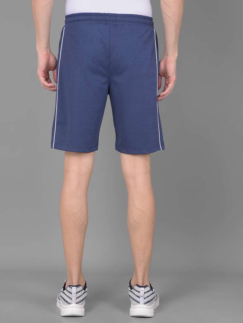 men solid mid rise regular fit shorts - 22035413 - Standard Image - 3