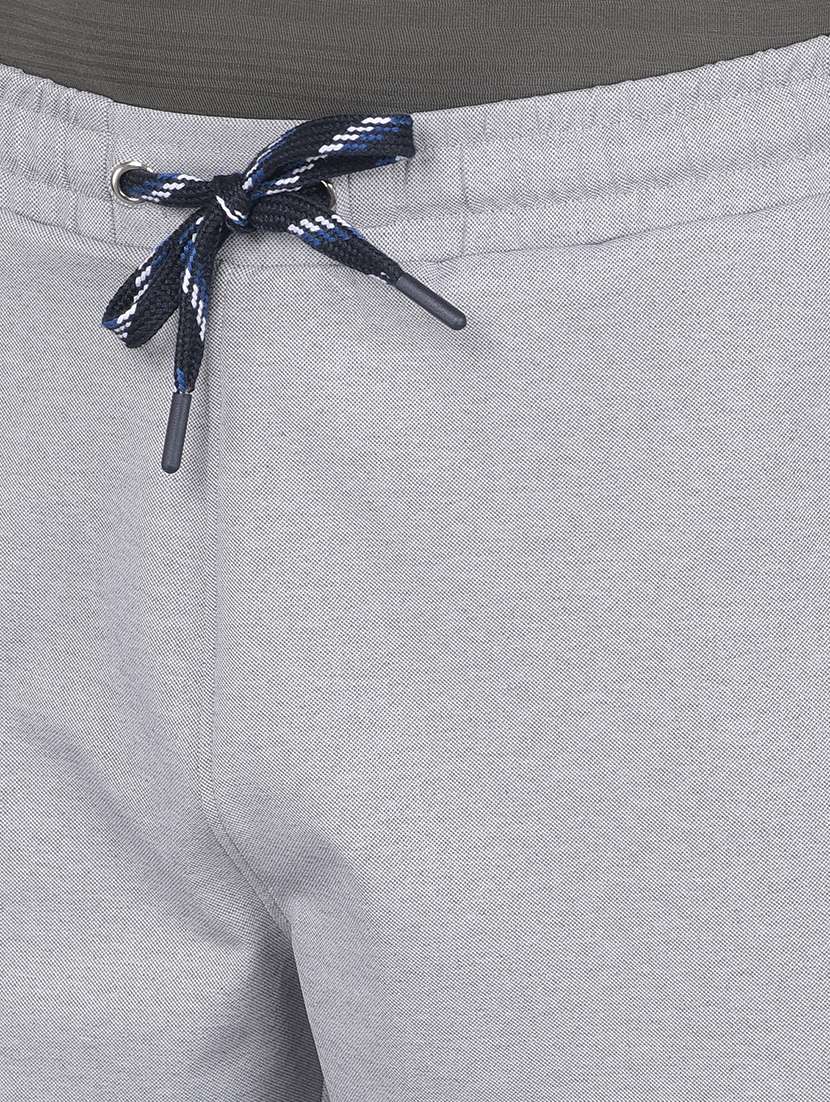 men solid mid rise regular fit shorts - 22035414 -  Standard Image - 5