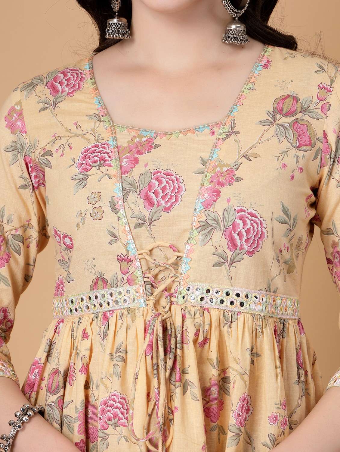 women printed three quarter sleeve flared kurti - 22035425 - Standard Image - 5