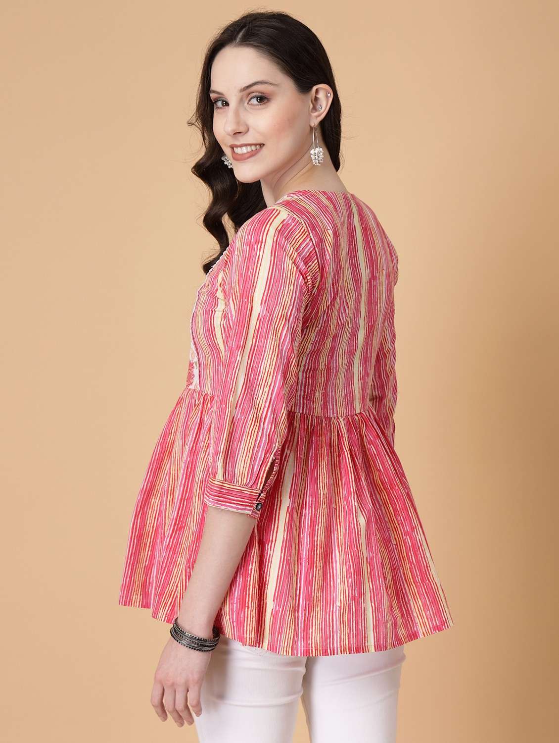 women printed three quarter sleeve flared kurti - 22035426 - Standard Image - 3