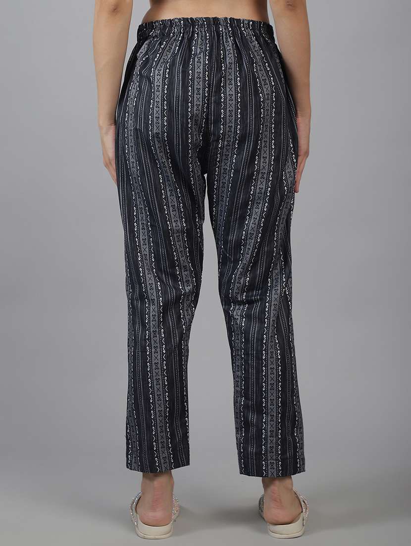 women printed mid rise straight trouser - 22035583 - Standard Image - 3