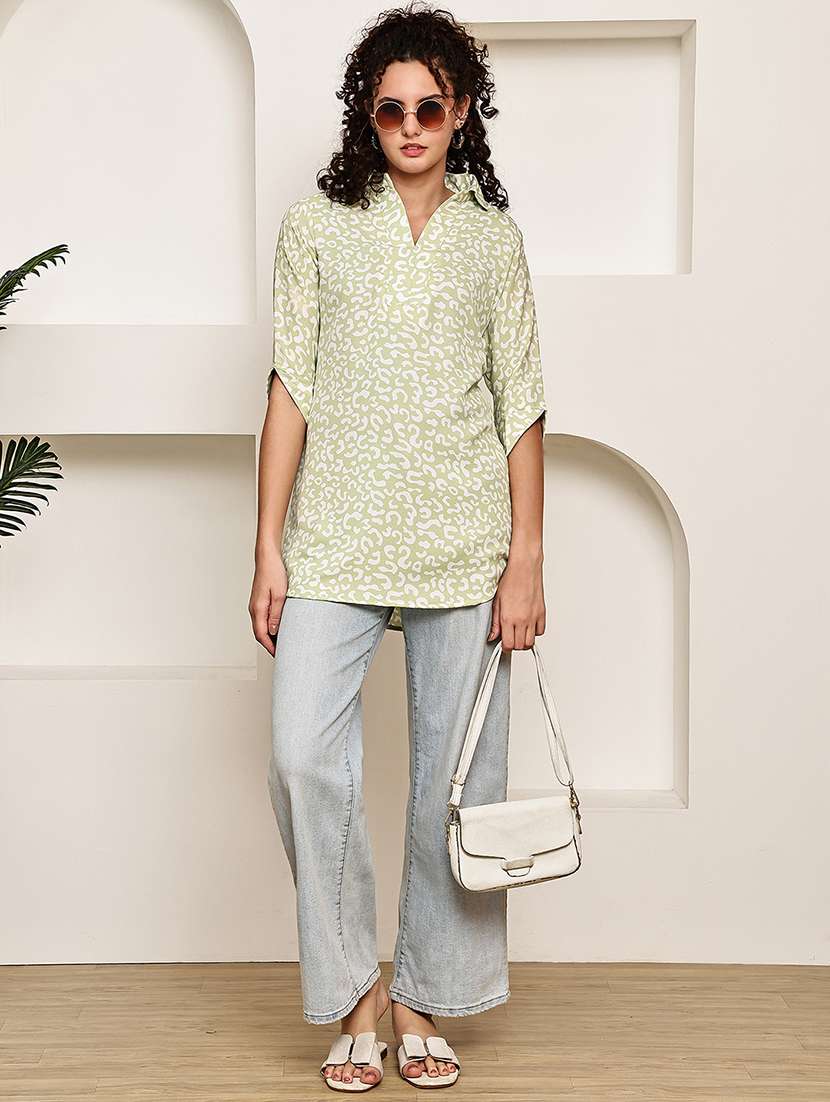 women green animal collared print regular top - 22035598 - Standard Image - 5