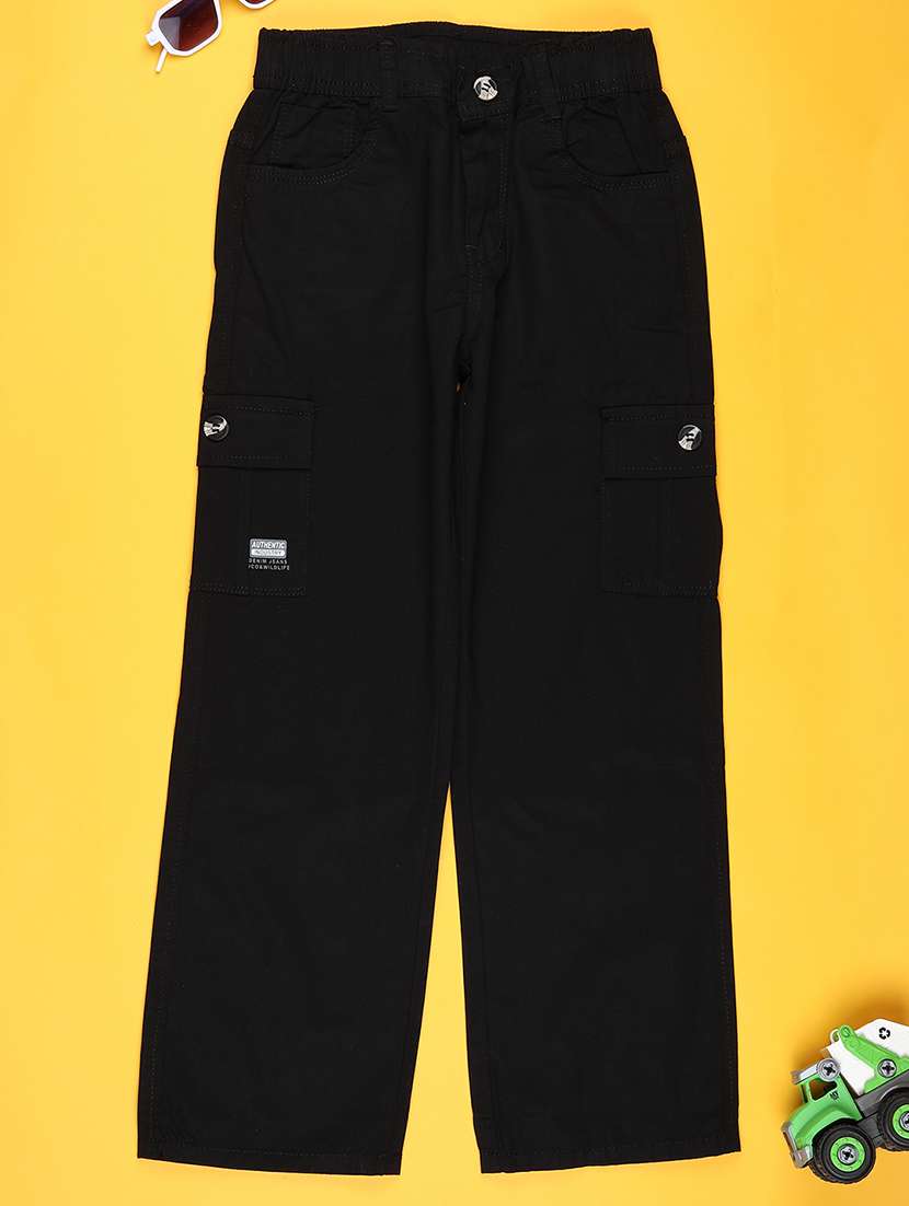 boys solid mid rise regular fit cargo