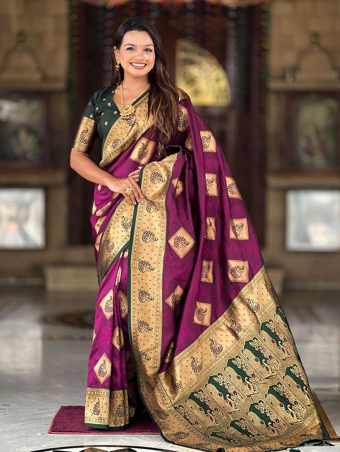 women self design banarasi saree with blouse - 22036580 -  Zoom Image - 0