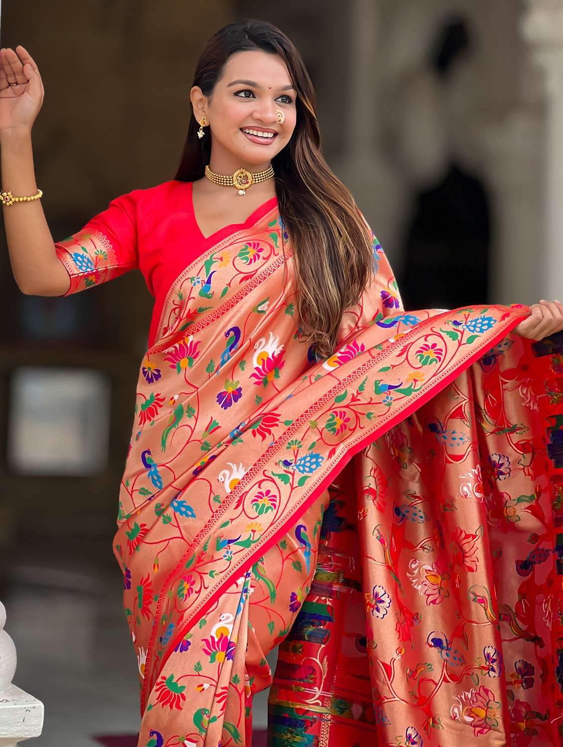 women self design banarasi saree with blouse - 22036581 -  Standard Image - 3