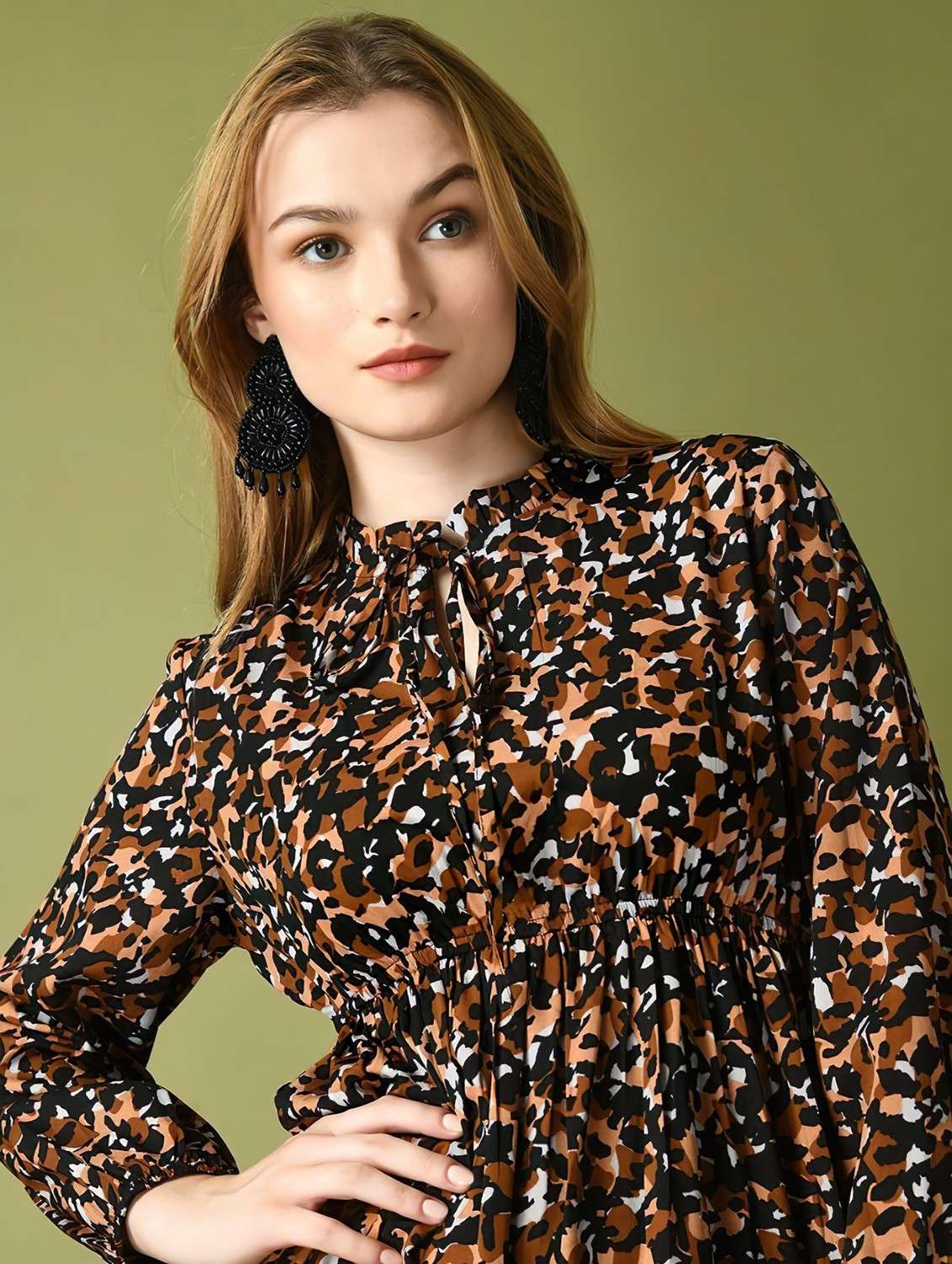 women animal print long sleeve tiered dress - 22036662 -  Standard Image - 3