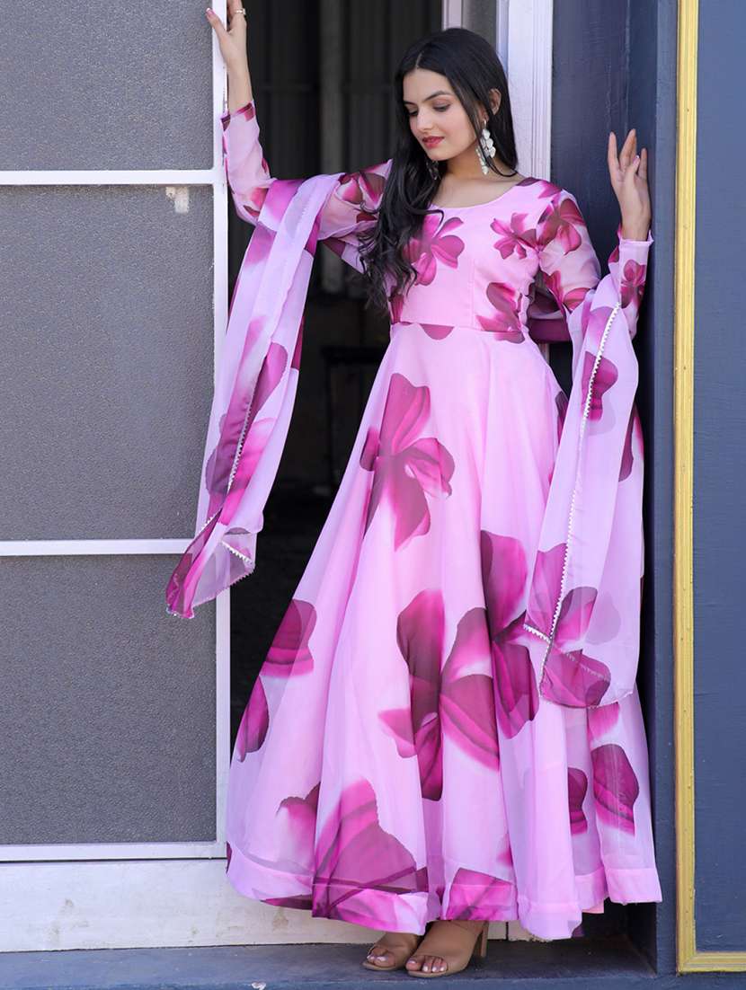 women floral printed long sleeve kurta dupatta set