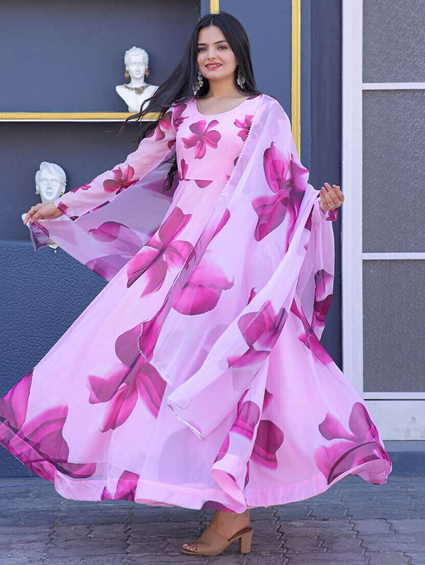 women floral printed long sleeve kurta dupatta set
