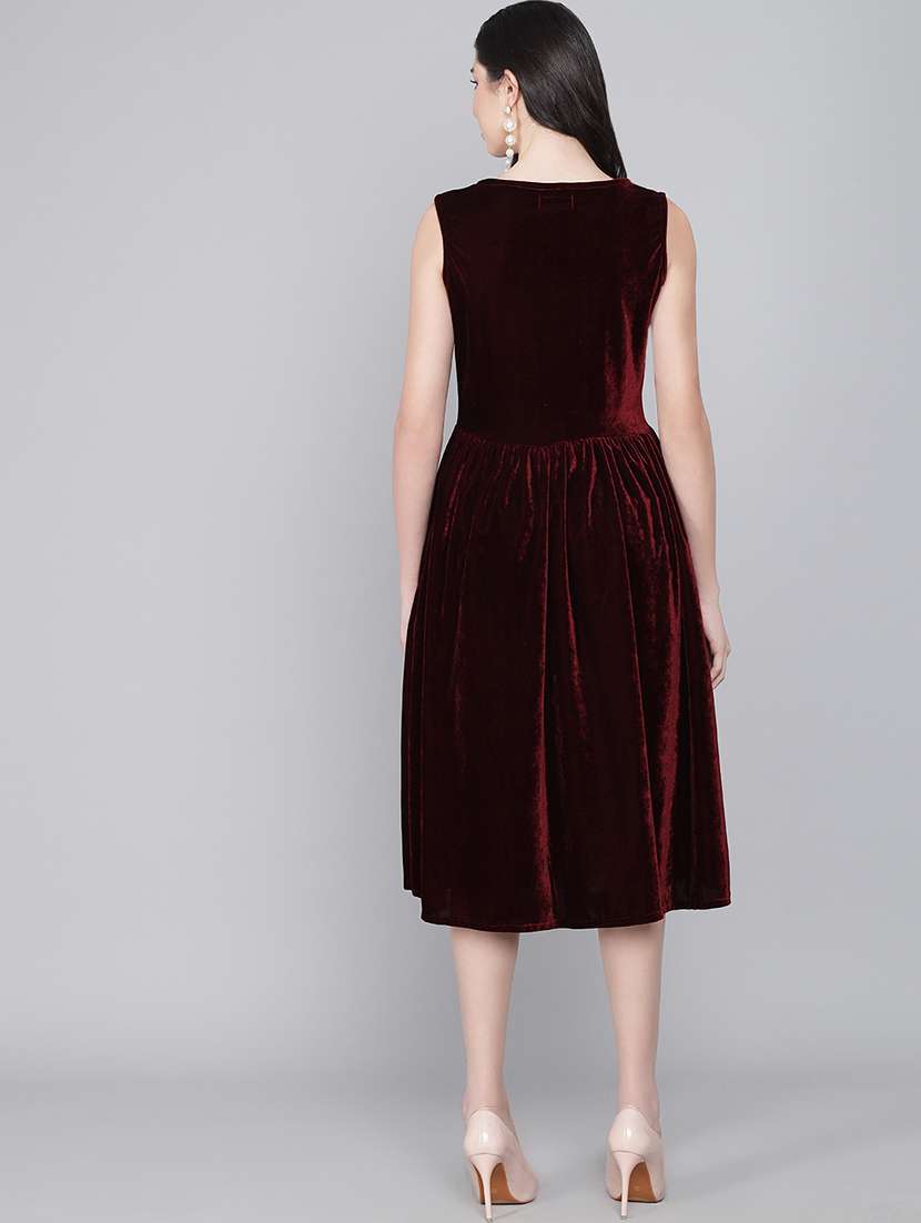 women solid sleeveless velvet fit & flare dress - 22036909 -  Standard Image - 3