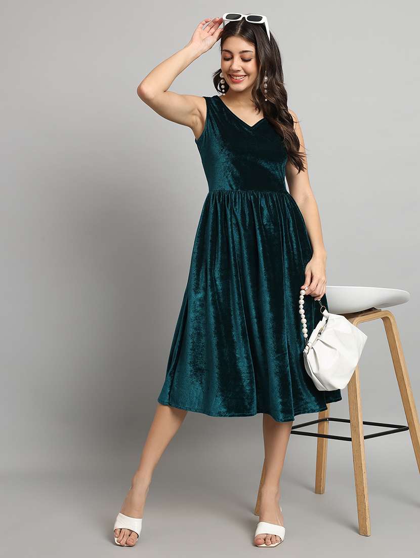 women solid sleeveless velvet fit & flare dress - 22036912 -  Standard Image - 5