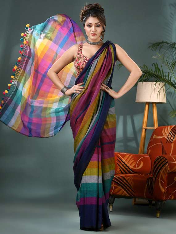 women striped handloom saree