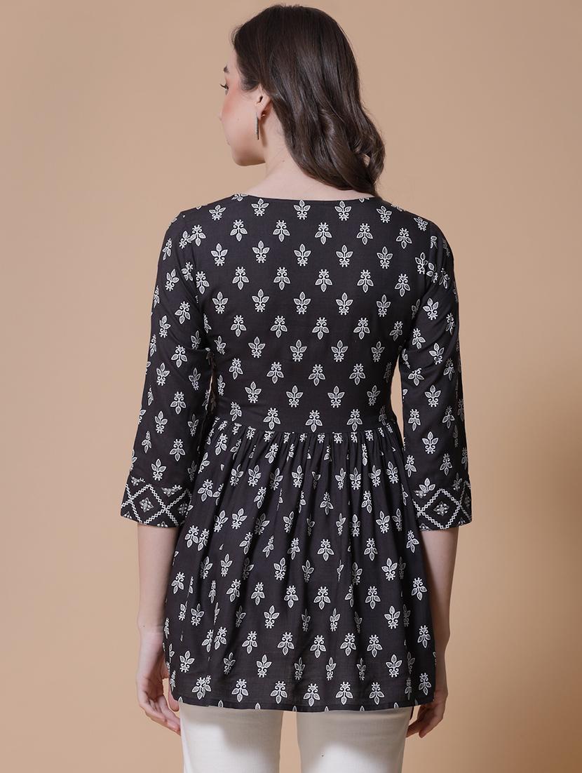 women printed three quarter sleeve flared kurti - 22036995 - Standard Image - 3