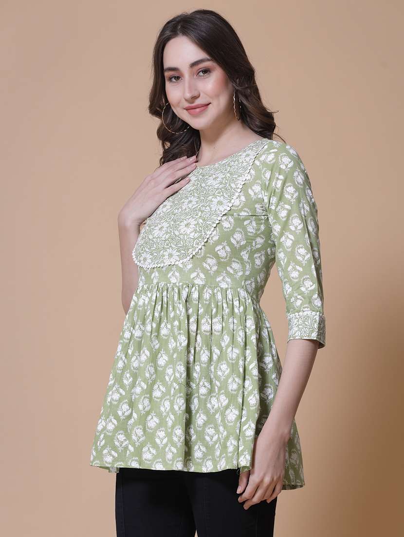 women printed three quarter sleeve flared kurti - 22037001 - Standard Image - 3