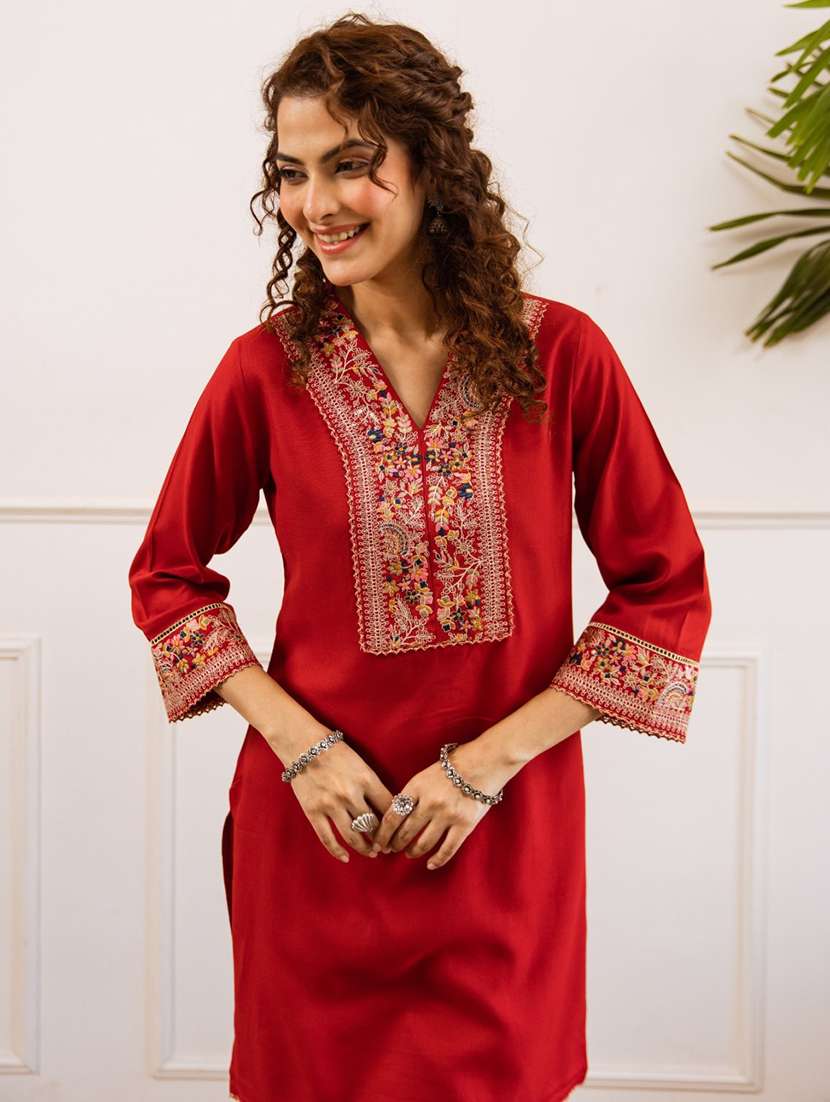women embroidered bell sleeve ethnic co-ord set - 22037026 - Standard Image - 3