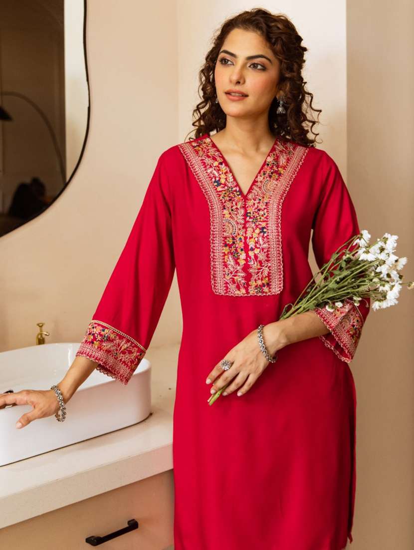 women embroidered bell sleeve ethnic co-ord set - 22037027 - Standard Image - 3