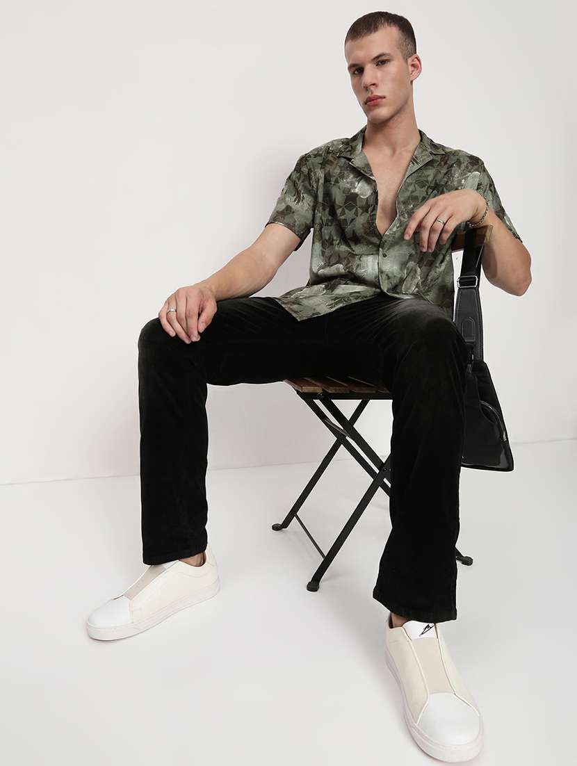 men printed short sleeve regular fit shirt - 22037883 -  Standard Image - 5