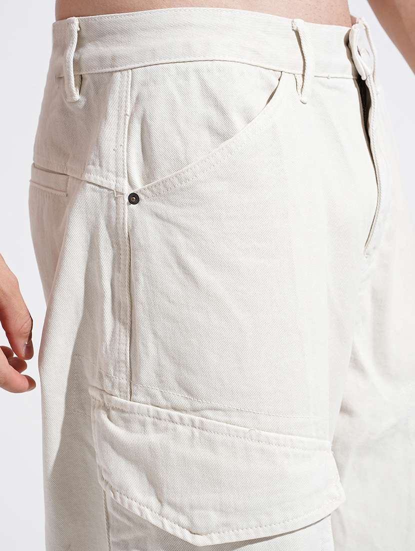 men solid mid rise relaxed fit cargo - 22037905 -  Standard Image - 5